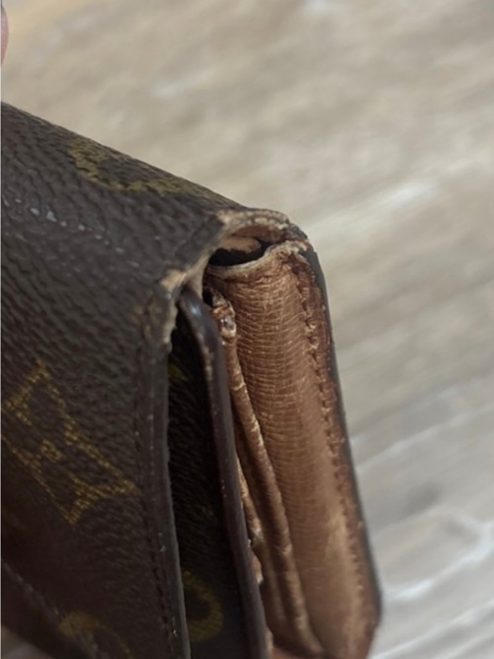 Louis Vuitton Monogram Continental Wallet - Brown/Gold - Picture 11 of 13